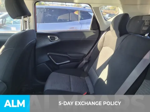 More photos of 2021 Kia Soul S at ALM CDJR Perry, GA