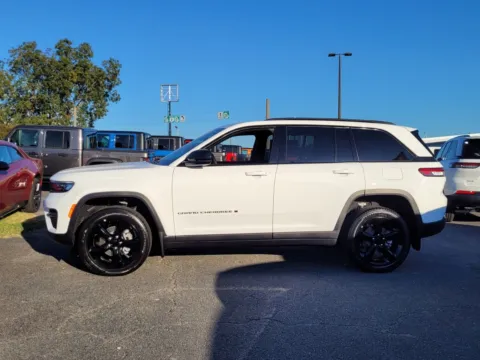 Photos of 2025 Jeep Grand Cherokee Altitude X for sale in Perry, GA at ALM CDJR Perry