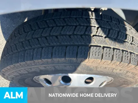 More photos of 2022 Ram 3500 Tradesman at ALM CDJR Perry, GA