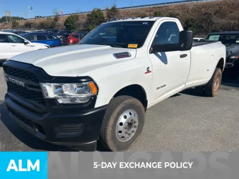 More photos of 2022 Ram 3500 Tradesman at ALM CDJR Perry, GA