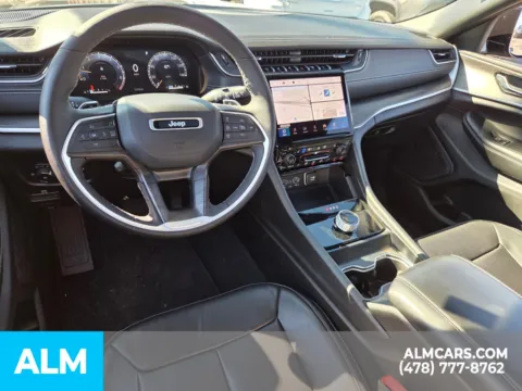 More photos of 2024 Jeep Grand Cherokee L Limited at ALM CDJR Perry, GA