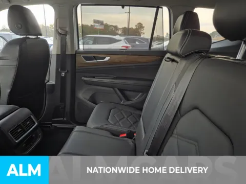 More photos of 2024 Volkswagen Atlas 2.0T SE w/Technology at ALM CDJR Perry, GA