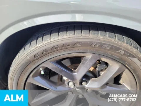 More photos of 2023 Dodge Challenger R/T at ALM CDJR Perry, GA