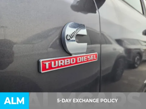 More photos of 2022 Ram 3500 Laramie at ALM CDJR Perry, GA