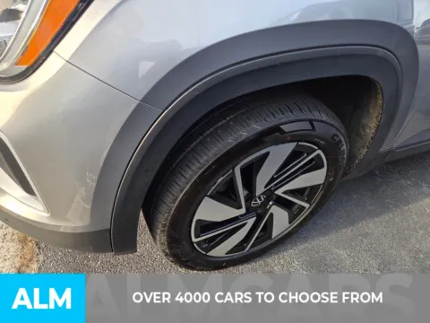 Another view of 2024 Volkswagen Atlas 2.0T SE w/Technology for sale in Perry, GA at ALM CDJR Perry