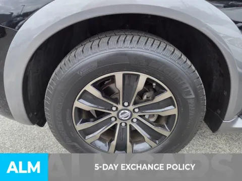 More photos of 2017 Nissan Armada Platinum at ALM CDJR Perry, GA