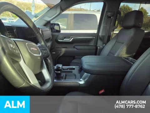 More photos of 2023 GMC Sierra 1500 SLT at ALM CDJR Perry, GA