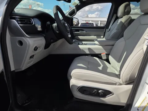 Photos of 2026 Jeep Grand Wagoneer Limited for sale in Perry, GA at ALM CDJR Perry