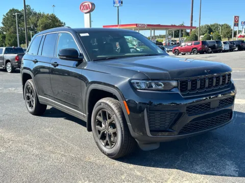 Another view of 2026 Jeep Grand Cherokee Altitude for sale in Perry, GA at ALM CDJR Perry