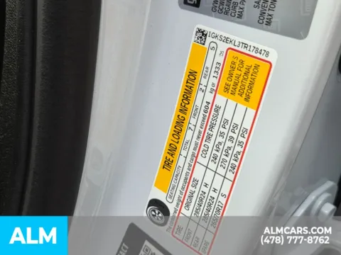 More photos of 2026 GMC Yukon Denali Ultimate at ALM CDJR Perry, GA