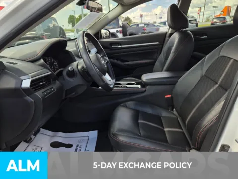 More photos of 2025 Nissan Altima 2.5 SR at ALM CDJR Perry, GA