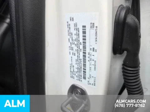 More photos of 2021 Lincoln Corsair Standard at ALM CDJR Perry, GA