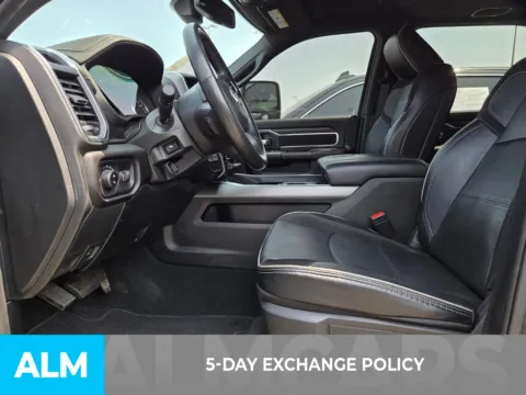 More photos of 2024 Ram 3500 Laramie at ALM CDJR Perry, GA