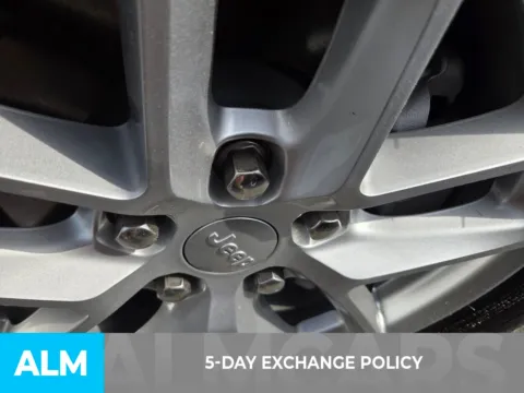 More photos of 2025 Jeep Grand Cherokee Laredo X at ALM CDJR Perry, GA