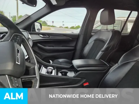 More photos of 2024 Jeep Grand Cherokee Altitude X at ALM CDJR Perry, GA