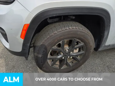 Another view of 2025 Jeep Grand Cherokee Altitude for sale in Perry, GA at ALM CDJR Perry