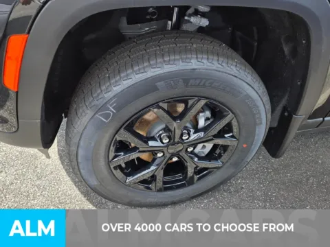 Another view of 2025 Jeep Grand Cherokee Altitude X for sale in Perry, GA at ALM CDJR Perry