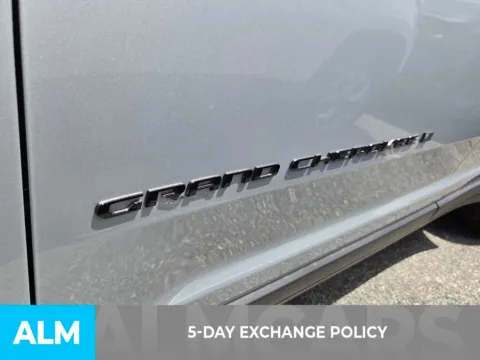More photos of 2025 Jeep Grand Cherokee L Altitude X at ALM CDJR Perry, GA