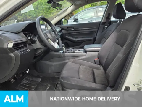 More photos of 2025 Nissan Altima 2.5 SV at ALM CDJR Perry, GA
