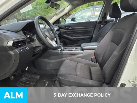 More photos of 2025 Nissan Altima 2.5 SV at ALM CDJR Perry, GA