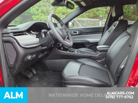 More photos of 2025 Jeep Compass Latitude at ALM CDJR Perry, GA