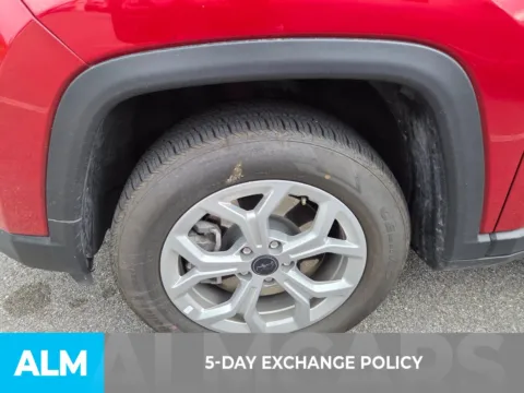 More photos of 2025 Jeep Compass Latitude at ALM CDJR Perry, GA