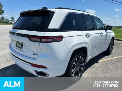 More photos of 2023 Jeep Grand Cherokee Overland at ALM CDJR Perry, GA
