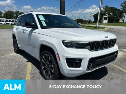 Another view of 2023 Jeep Grand Cherokee Overland for sale in Perry, GA at ALM CDJR Perry
