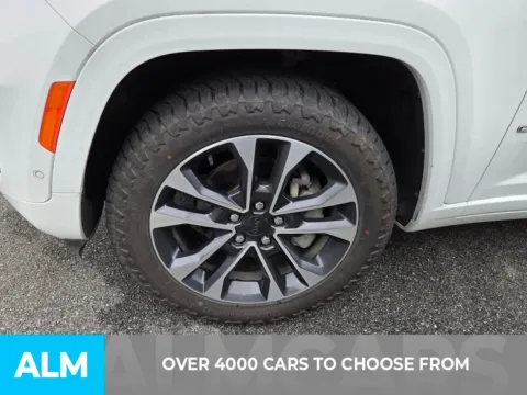 Another view of 2023 Jeep Grand Cherokee Overland for sale in Perry, GA at ALM CDJR Perry