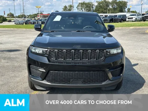 Photos of 2025 Jeep Grand Cherokee Altitude for sale in Perry, GA at ALM CDJR Perry