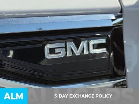 More photos of 2021 GMC Yukon SLT at ALM CDJR Perry, GA