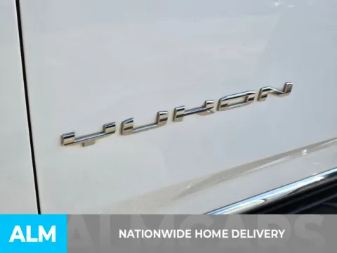 More photos of 2021 GMC Yukon SLT at ALM CDJR Perry, GA