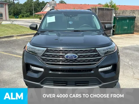 Photos of 2023 Ford Explorer XLT for sale in Perry, GA at ALM CDJR Perry