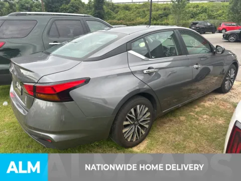 More photos of 2025 Nissan Altima 2.5 SV at ALM CDJR Perry, GA