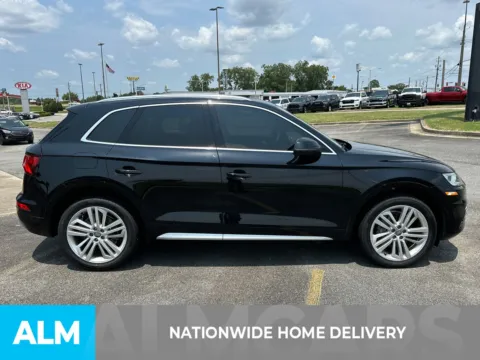 More photos of 2020 Audi Q5 45 Premium Plus at ALM CDJR Perry, GA