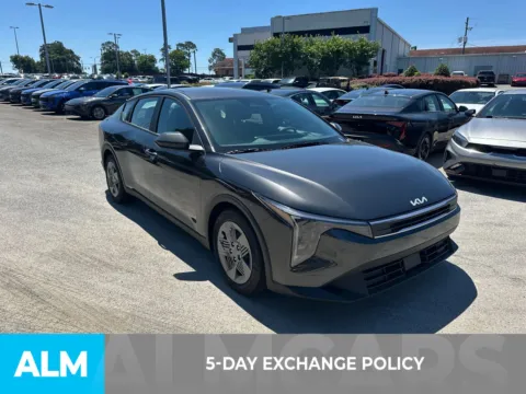 More photos of 2025 Kia K4 LXS at ALM CDJR Perry, GA