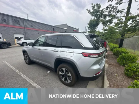 More photos of 2024 Jeep Grand Cherokee 4xe at ALM CDJR Perry, GA