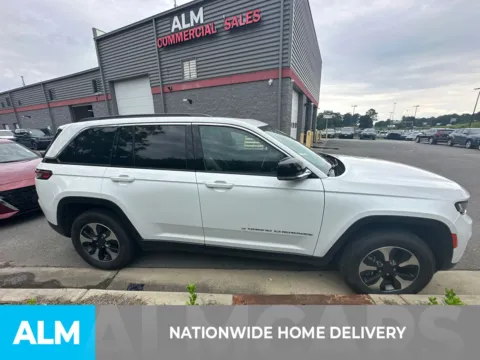 More photos of 2024 Jeep Grand Cherokee 4xe at ALM CDJR Perry, GA