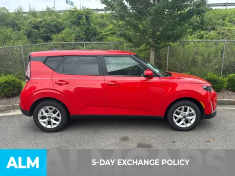 More photos of 2024 Kia Soul S at ALM CDJR Perry, GA