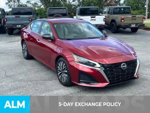 More photos of 2025 Nissan Altima 2.5 SV at ALM CDJR Perry, GA