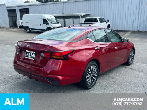 More photos of 2025 Nissan Altima 2.5 SV at ALM CDJR Perry, GA