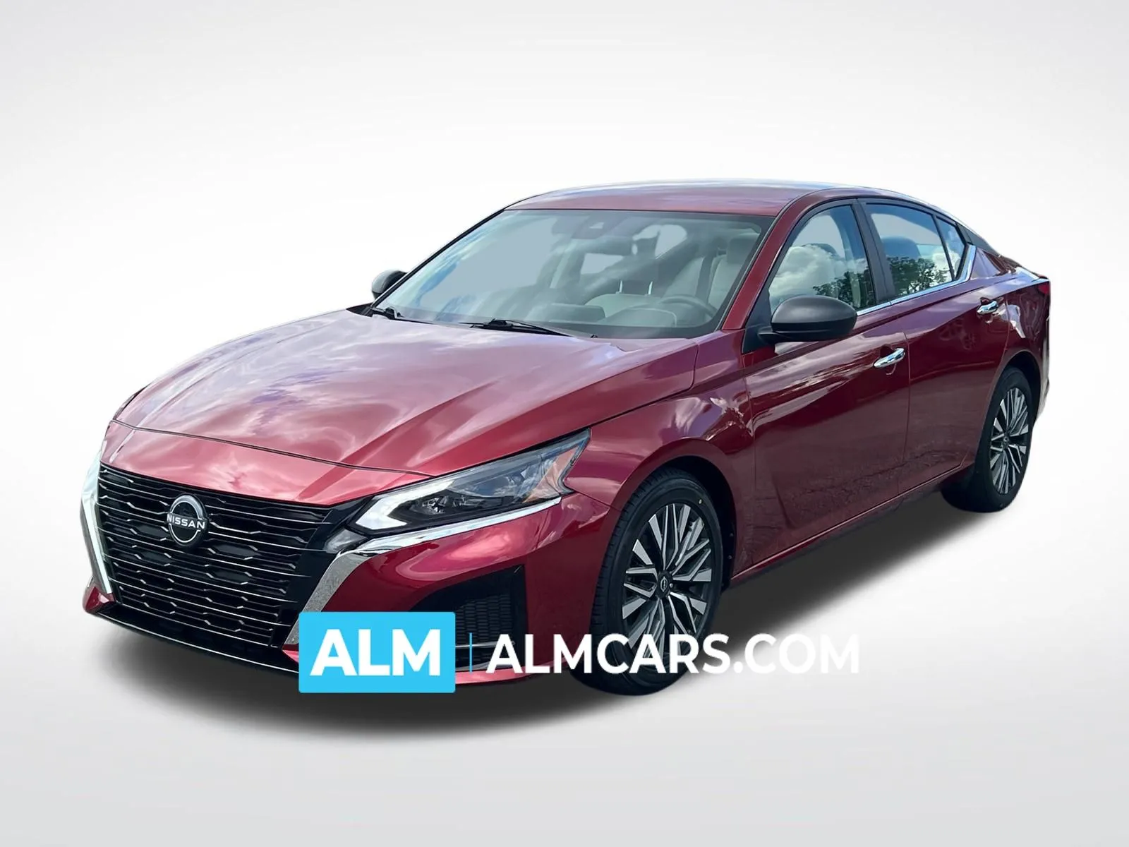 Used 2025 Nissan Altima SV with VIN 1N4BL4DV2SN305587 for sale in Lumberton, NC