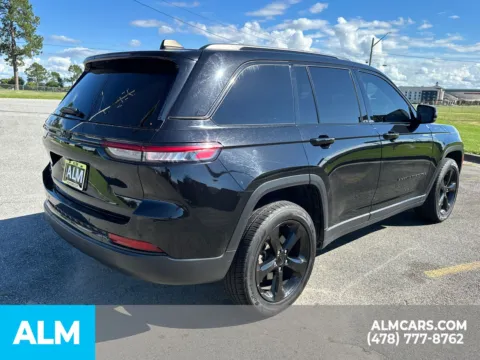More photos of 2023 Jeep Grand Cherokee Altitude X at ALM CDJR Perry, GA