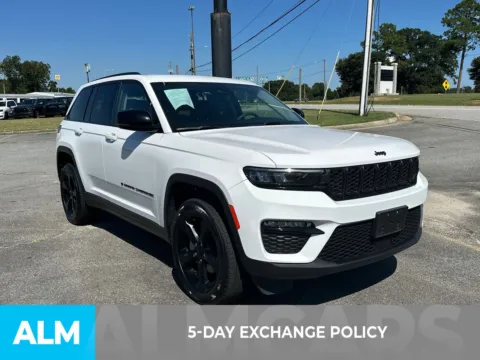 Another view of 2023 Jeep Grand Cherokee Limited for sale in Perry, GA at ALM CDJR Perry