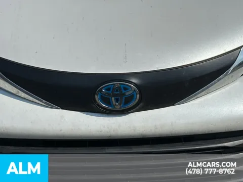 More photos of 2025 Toyota Sienna XLE at ALM CDJR Perry, GA