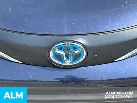 More photos of 2025 Toyota Sienna XLE at ALM CDJR Perry, GA