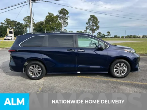 More photos of 2025 Toyota Sienna XLE at ALM CDJR Perry, GA