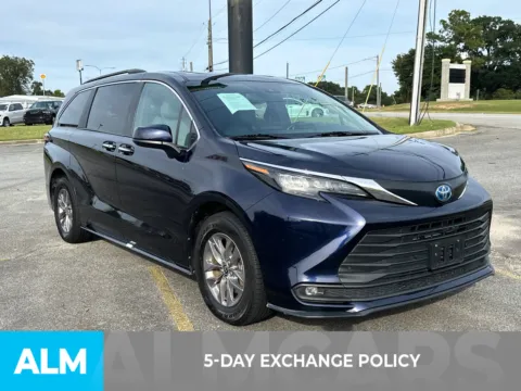 Another view of 2025 Toyota Sienna XLE for sale in Perry, GA at ALM CDJR Perry