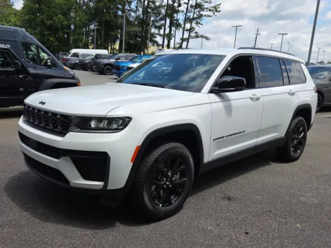Another view of 2026 Jeep Grand Cherokee L Altitude for sale in Perry, GA at ALM CDJR Perry