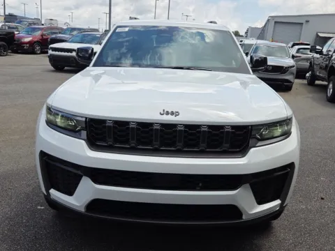 Photos of 2026 Jeep Grand Cherokee L Altitude for sale in Perry, GA at ALM CDJR Perry